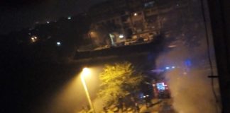 Abidjan-Treichville / Deux véhicules prennent feu à l’Immeuble Nanan Yamoussoukro