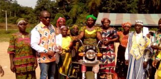 Côte d’Ivoire –Tonkpi : En campagne dans deux localités/ Remi Dion comble les femmes et appelle les populations à voter ADO.