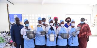 Côte d’Ivoire : Éducation/ La Fondation Children Of Africa offre du matériel au Collège d’Enseignement Technique d’Agboville