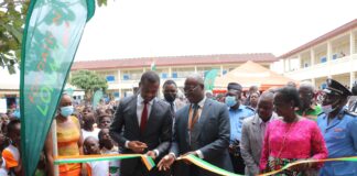 Côte d’Ivoire : Réhabilitation du Groupe scolaire Abobo Rails par la Fondation Lonaci