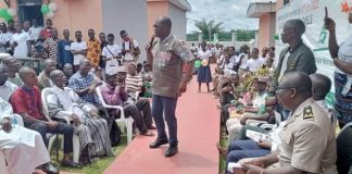 Côte d’Ivoire : Éducation nationale / Le maire de Sangouiné fait la promotion de l’excellence dans sa cité.