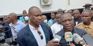 Côte d’Ivoire : Hommage à Amadou Gon Coulibaly/ Dédicace d’une centaine de livres dédicacé en mémoire de l’ex-Premier Ministre