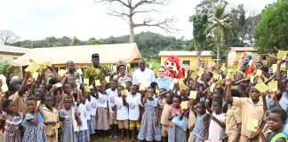 Côte d’Ivoire : Toupah et Petit Badien/ La Fondation Children Of Africa vaccine gratuitement 1.100 enfants