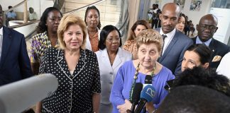 Côte d’Ivoire : En visite à l’Hôpital Mère – Enfant de Bingerville Madame Mariella Enoc, Présidente de l’Hôpital Pédiatrique de l’Enfant Jésus de Rome: « Je n’ai jamais vu d’hôpital similaire en Afrique »