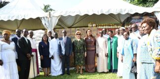Côte d’Ivoire : CEREMONIE DE DONS A LA COMMUNAUTE CHRETIENNE/ DISCOURS DE MADAME DOMINIQUE OUATTARA PREMIERE DAME DE CÔTE D’IVOIRE