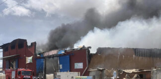 Côte d’Ivoire / Une usine de fabrication de matelas part en fumée à Port-Bouët