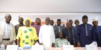 Bouaké/ dédicace de l’œuvre Fanny Ibrahima disciple d’Alassane Ouattara du sport à la politique/ Le ministre Amadou Koné vente les qualités de l’ex maire de Bouaké, Fanny Ibrahima