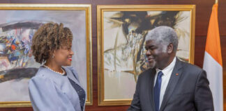 Côte d’Ivoire : le Premier Ministre Robert Beugré Mambé a reçu l’ambassadeur américain Jessica Davis Ba