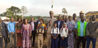 Côte d’Ivoire : Département de Sinfra / Le sous-préfet Mamadou Tessé Coulibaly exhorte les élèves de Kouétinfla au travail