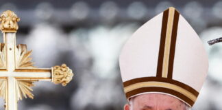 Bénédictions de couples de même sexe / l’Église catholique de Côte d’Ivoire a-t-elle désavoué le Pape ?