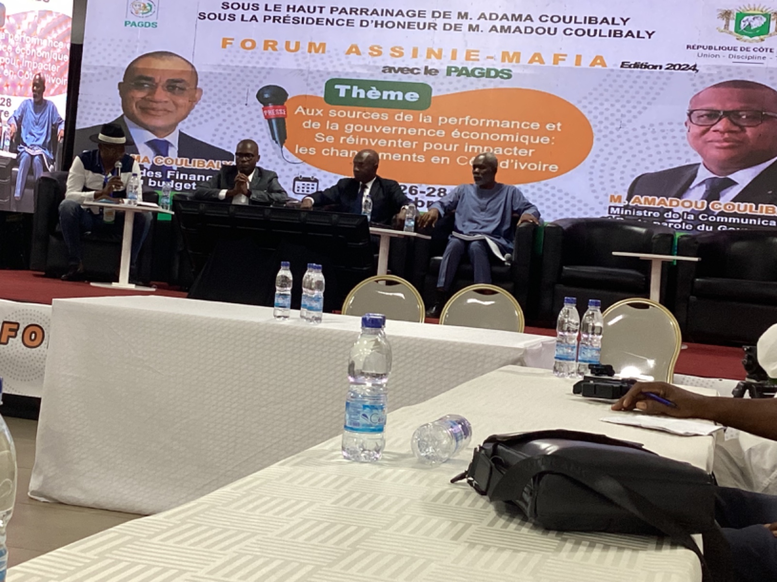 Côte d’Ivoire/ Des journalistes au Forum d’Assini-Mafia pour réfléchir à la performance et à la gouvernance économique des Médias