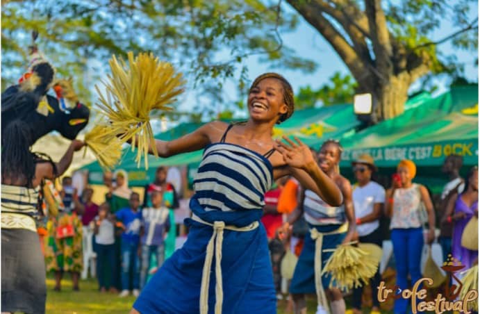 Côte d’Ivoire : 5ème édition de Trôofê Festival / Mme Koffi entend rappeler aux jeunes générations africaines l’importance de leurs racines