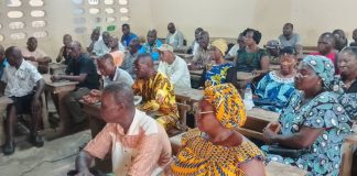 Côte d’Ivoire : Fête de la Renaissance : Marie Odette Lorougnon mobilise les militants d’Attécoubé