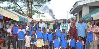 Côte d’Ivoire : PDCI RDA de Toumodi/ Les cadres et la JPDCI offrent des kits scolaires aux enfants des militants